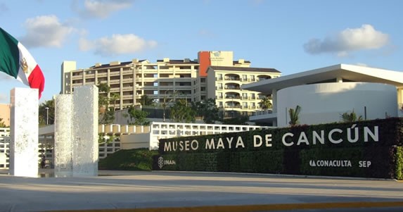 Cancun Hotel Zone - Riviera Maya - Mexico